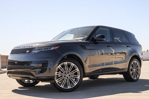 New 2025 Land Rover Range Rover Sport SE image 1