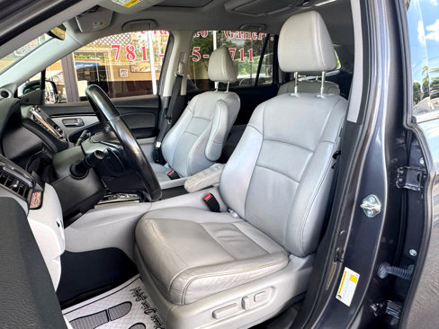 Used 2020 Honda Pilot Touring image 14