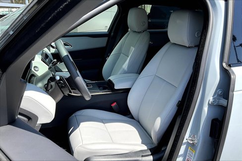 New 2026 Land Rover Range Rover Velar Dynamic SE image 9