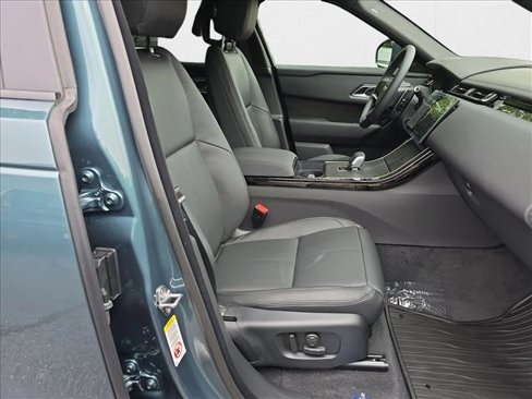 New 2026 Land Rover Range Rover Velar Dynamic SE image 10
