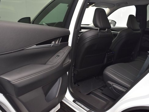 Used 2025 INFINITI QX60 Pure image 13