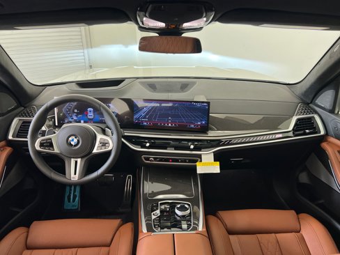 New 2026 BMW X7 M60i image 16