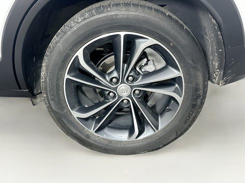 Used 2022 Buick Encore GX Select image 11