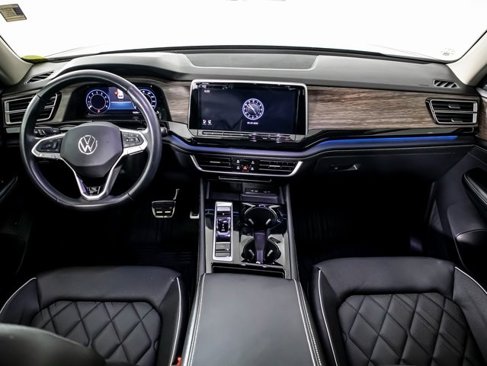 Used 2024 Volkswagen Atlas SEL Premium R-Line image 5