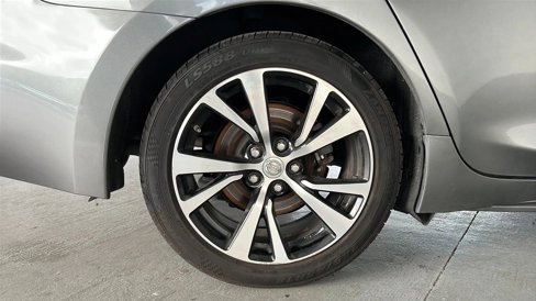 Used 2018 Nissan Maxima 3.5 SV image 36