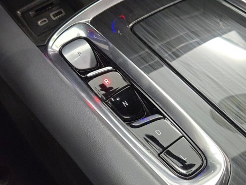 Used 2023 Buick Enclave Essence w/ LPO, Floor Liner Package image 32