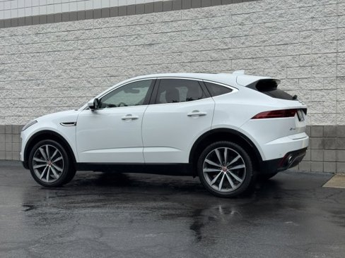 Used 2019 Jaguar E-PACE SE image 2