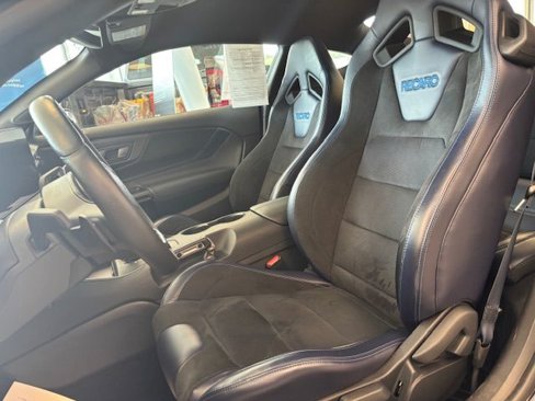 Used 2025 Ford Mustang Dark Horse image 12