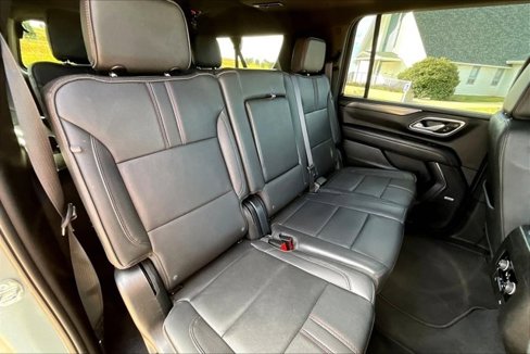Used 2023 Chevrolet Suburban RST image 25