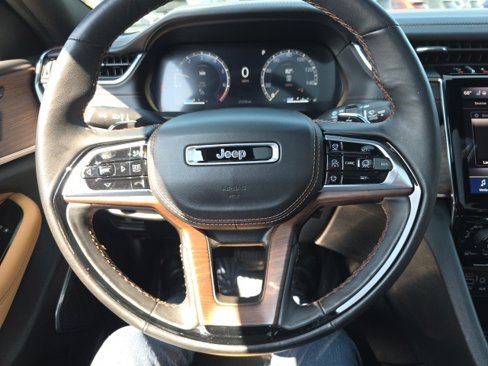 Used 2024 Jeep Grand Cherokee L Summit w/ Advanced Protech Group IV image 20