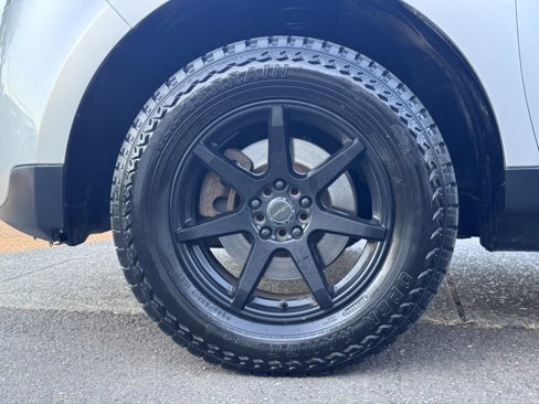 Used 2012 Ford Edge Limited image 37