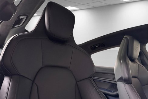 New 2025 Porsche Taycan GTS image 17
