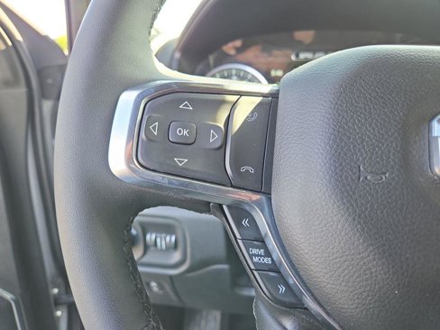 Used 2025 RAM 1500 Laramie image 25
