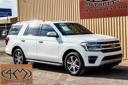Used 2022 Ford Expedition Limited image 1