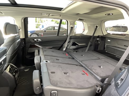New 2026 BMW X7 xDrive40i w/ Premium Package image 32