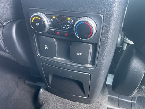 Used 2023 Ford Explorer Limited image 25