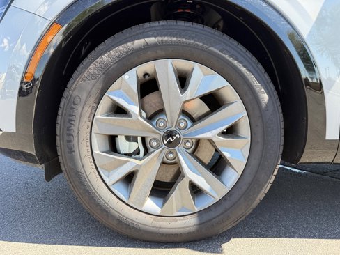 Certified 2025 Kia Sportage SX image 34