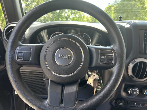 Used 2015 Jeep Wrangler Unlimited Sport image 32