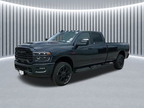 New 2025 RAM 2500 Laramie image 10