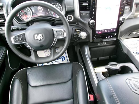 Used 2025 RAM 1500 Laramie w/ Sport Appearance Package image 11