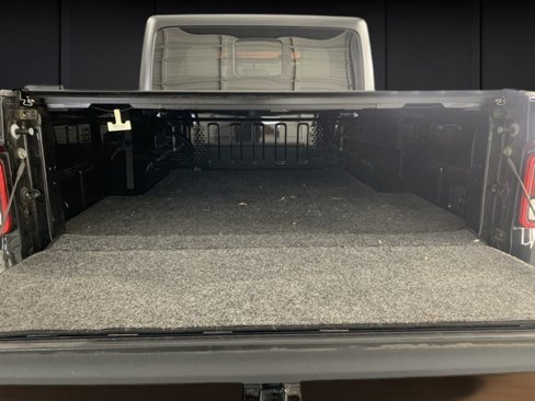 Certified 2021 Jeep Gladiator Mojave image 14