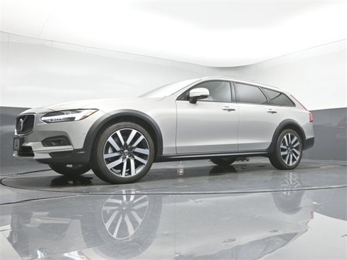 Used 2024 Volvo V90 B6 Cross Country Ultimate image 40