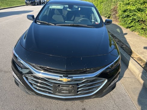 Used 2022 Chevrolet Malibu LT image 2