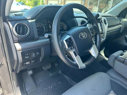 Used 2018 Toyota Tundra SR5 image 8