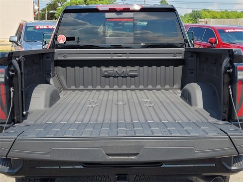 New 2026 GMC Sierra 2500 AT4 w/ AT4 Premium Plus Package image 9