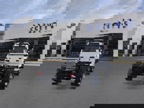 New 2025 Ford F550 4x4 Regular Cab Super Duty image 8