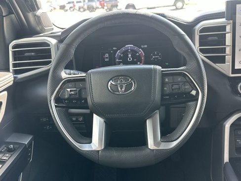 Used 2024 Toyota Tundra Platinum image 18
