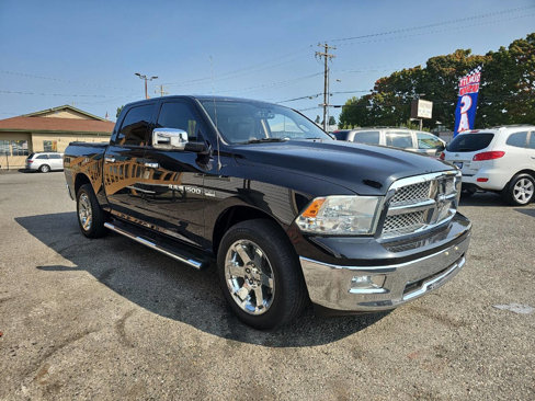 Used 2011 RAM 1500 Laramie image 3