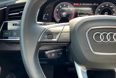Certified 2025 Audi Q8 Premium Plus image 18
