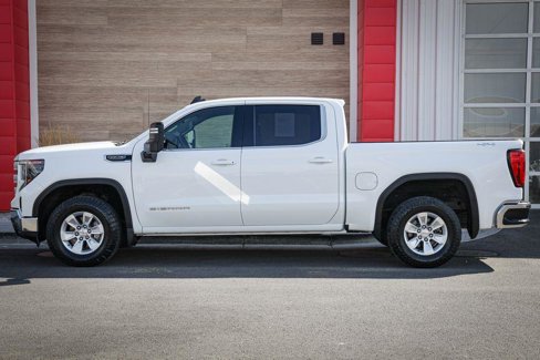 Used 2023 GMC Sierra 1500 SLE w/ Preferred Package image 7