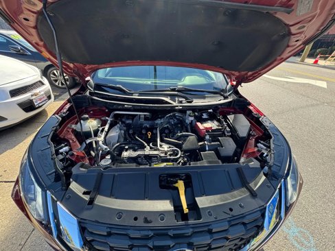 Used 2021 Nissan Rogue SV image 30