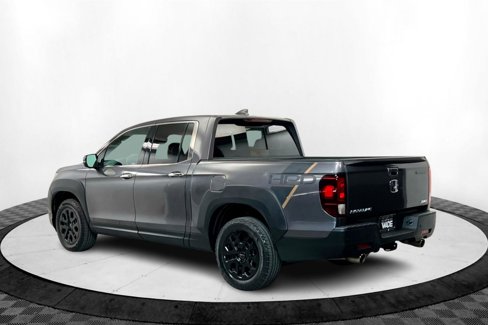 Used 2023 Honda Ridgeline RTL-E image 3