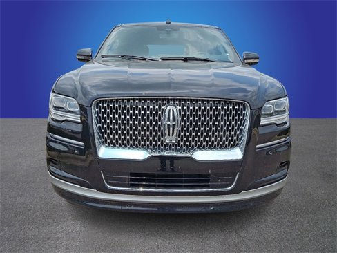 Certified 2024 Lincoln Navigator Premiere image 2