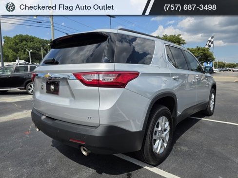 Used 2020 Chevrolet Traverse LT image 7