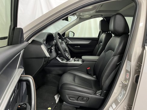 Certified 2024 MAZDA CX-90 3.3 Turbo w/ Preferred Plus image 12