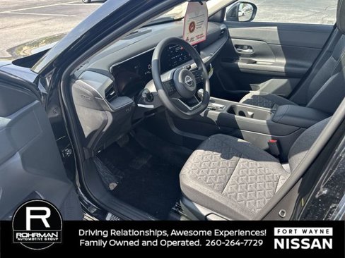 New 2026 Nissan Kicks SV w/ SV Premium Package image 9