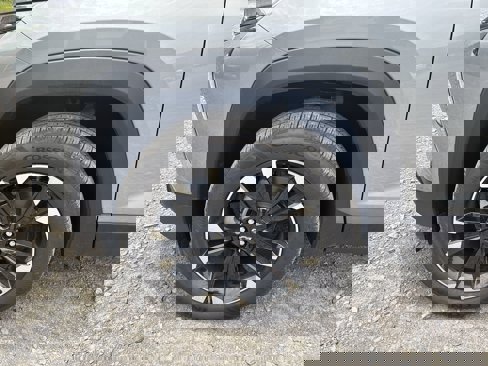 New 2026 Chevrolet Equinox RS w/ Convenience Package III image 13