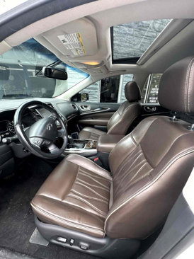 Used 2016 INFINITI QX60 Luxe w/ Deluxe Technology Package image 7
