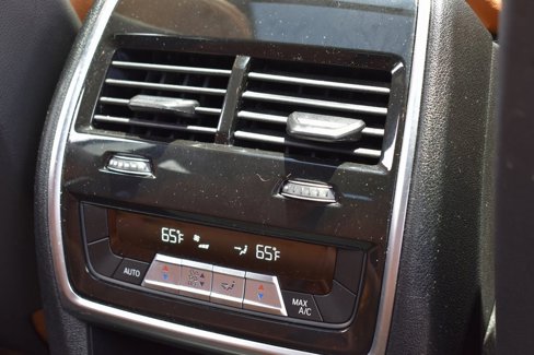 Used 2023 BMW X6 xDrive40i w/ M Sport Package image 24