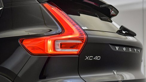 Certified 2025 Volvo XC40 B5 Plus w/ Climate Package image 12