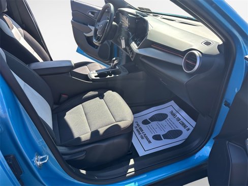 Certified 2025 Chevrolet Trax RS w/ Driver Confidence Package image 26