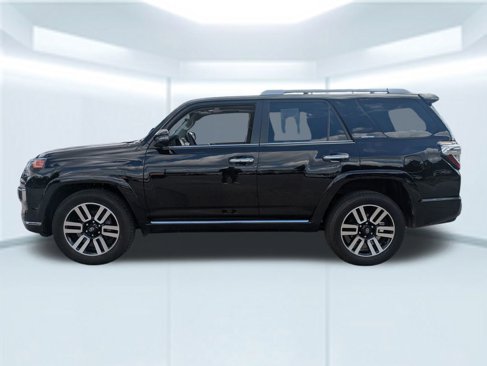 Used 2023 Toyota 4Runner Limited image 2