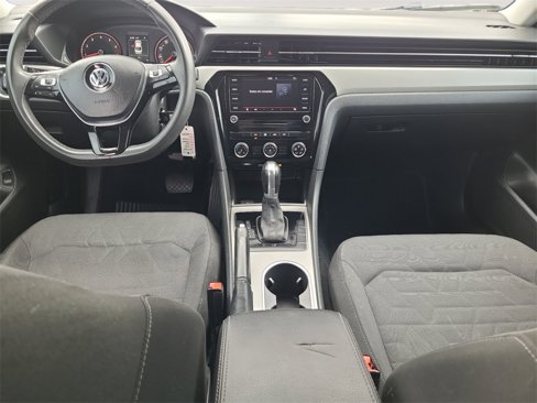Used 2021 Volkswagen Passat 2.0T S image 10