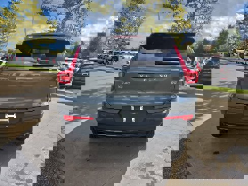 New 2026 Volvo XC40 B5 Ultra w/ Protection Package Premier image 6