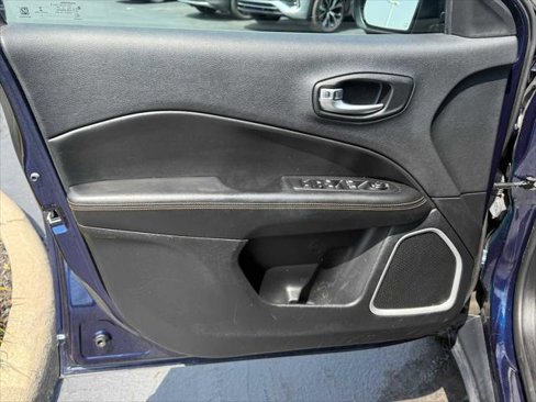 Certified 2019 Jeep Compass Limited w/ Safety & Security Group image 11