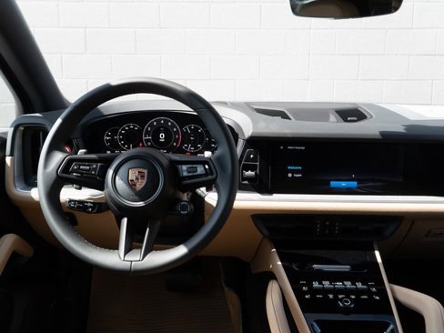 New 2026 Porsche Cayenne image 22